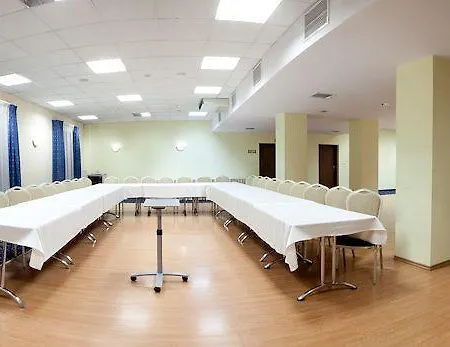 Comfortbiznes 3* Pruszków