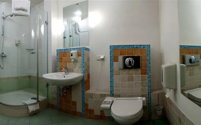 Hotel Comfortbiznes Pruszków